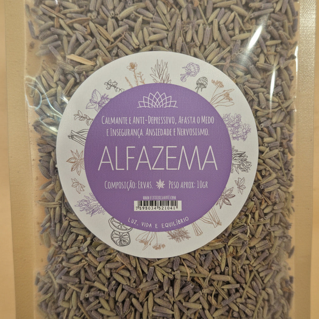 Packaged lavender . purple sticker with text "alfazema"